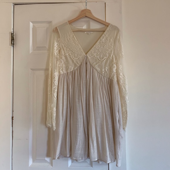Linen and lace BaeVely dress small - Picture 1 of 2